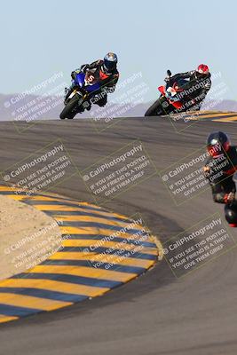 media/Dec-18-2022-SoCal Trackdays (Sun) [[8099a50955]]/Turns 9 and 10 Set 2 (1055am)/